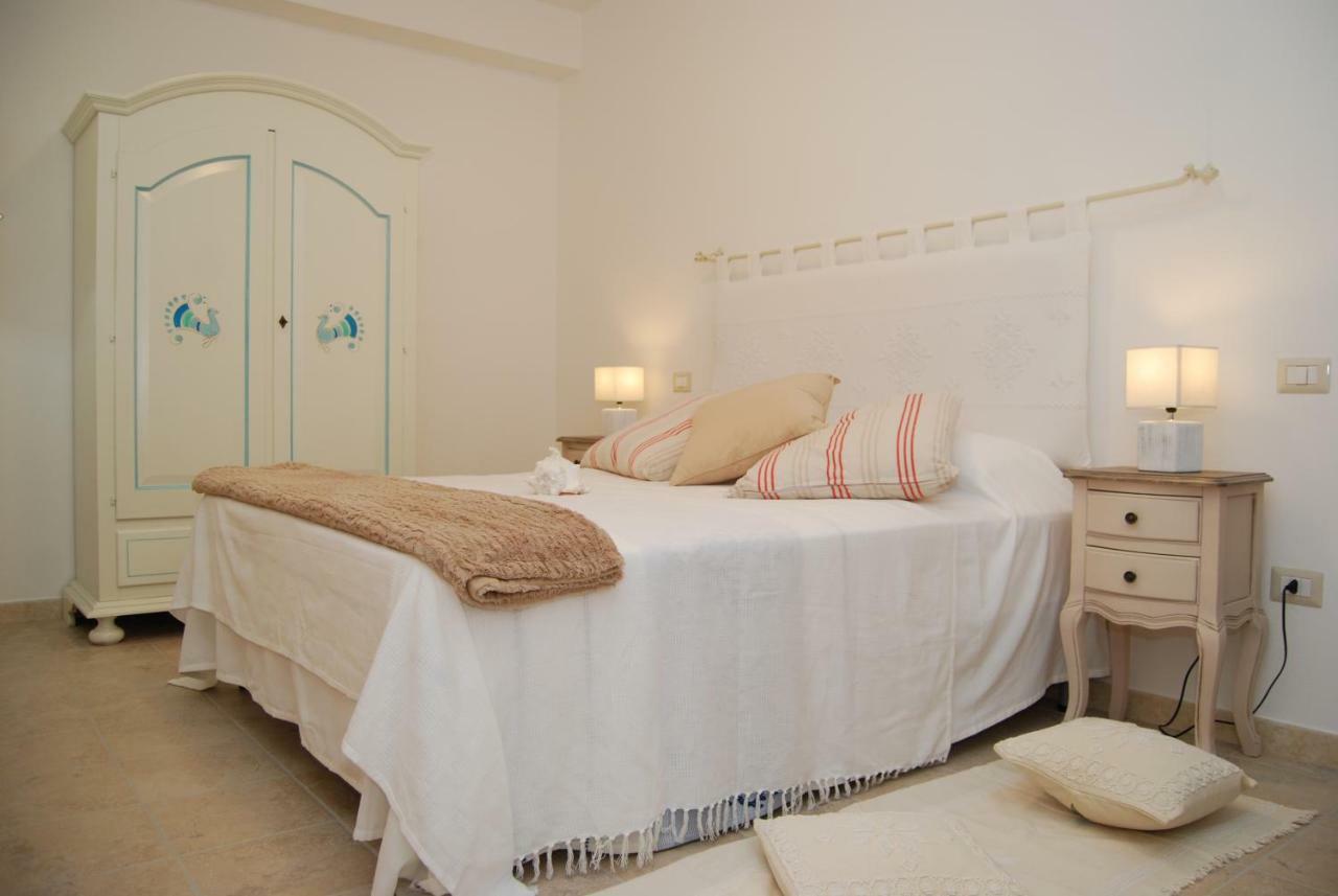 Dimora San Teodoro Villa Сан Теодоро Екстериор снимка